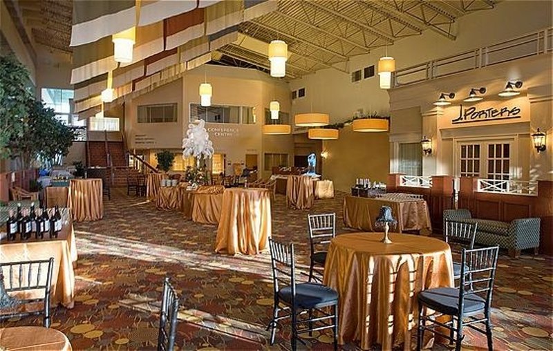 Holiday Inn - Flint, MI