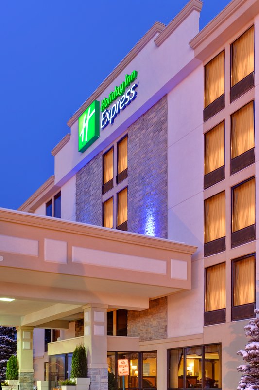 Holiday Inn Express FLINT-CAMPUS AREA - Flint, MI