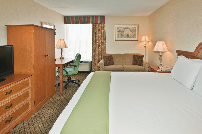 Holiday Inn Express Flint - Campus Area - Flint, MI