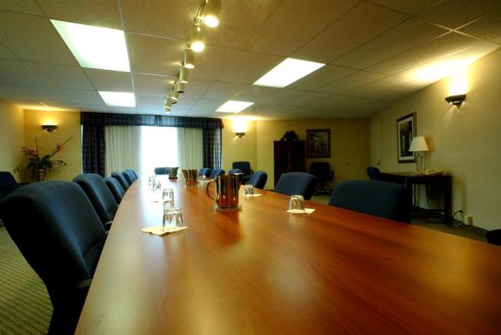 Ramada-Topeka West - Topeka, KS