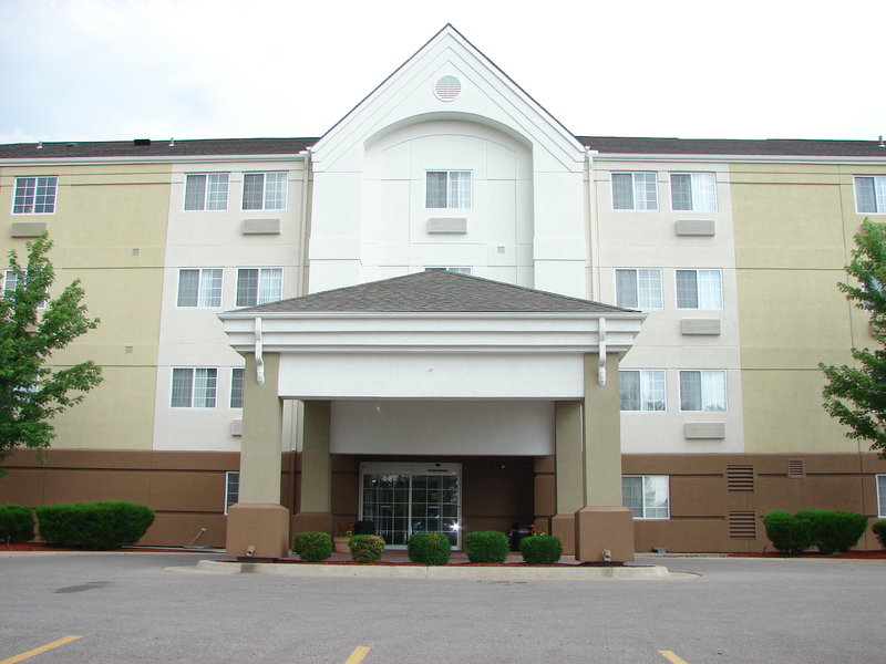 Candlewood Suites TOPEKA - Topeka, KS