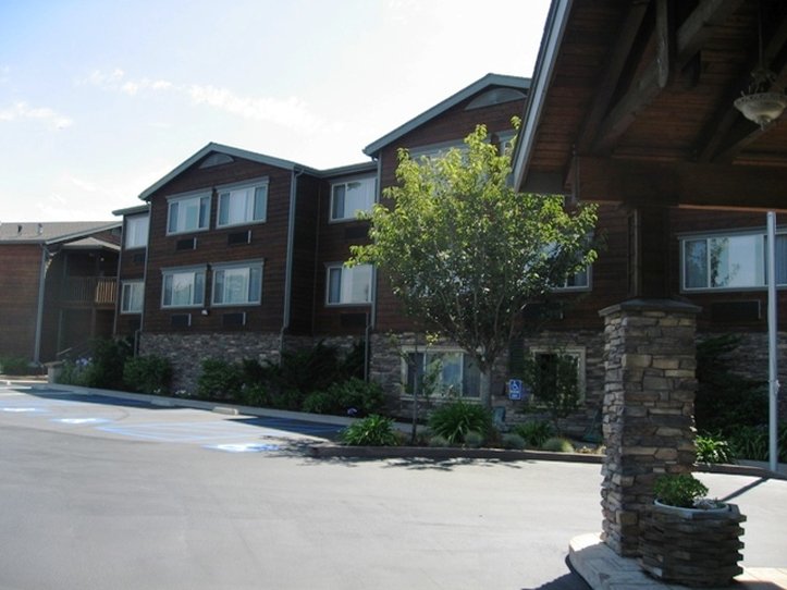 Holiday Inn Express FORT BRAGG - Willits, CA