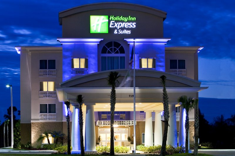 Holiday Inn Express & Suites FORT PIERCE WEST - Fort Pierce, FL