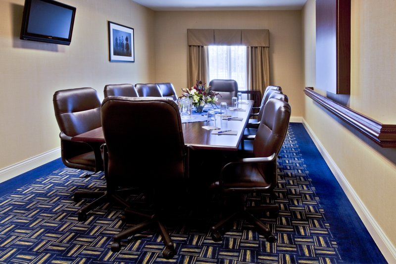 Holiday Inn Express & Suites FORT PIERCE WEST - Fort Pierce, FL