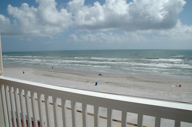 Holiday Inn Express & Suites CORPUS CHRISTI-N PADRE ISLAND - Corpus Christi, TX