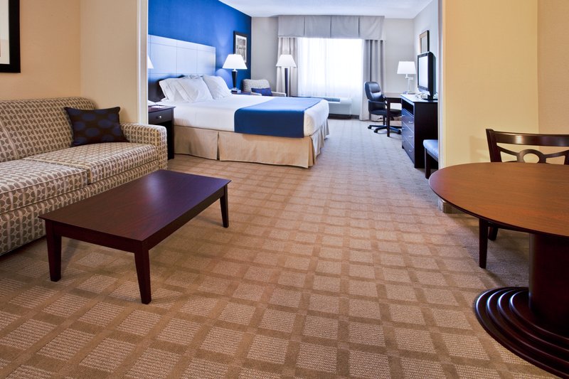 Holiday Inn Express & Suites FORT PIERCE WEST - Fort Pierce, FL