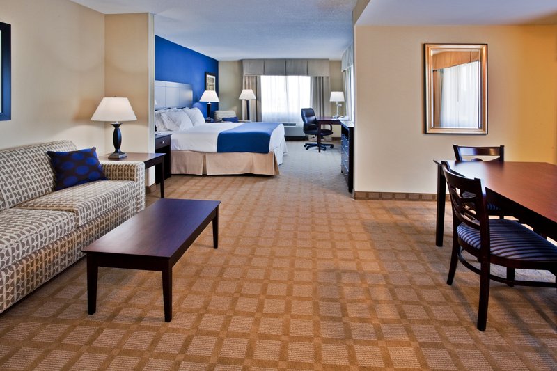 Holiday Inn Express & Suites FORT PIERCE WEST - Fort Pierce, FL