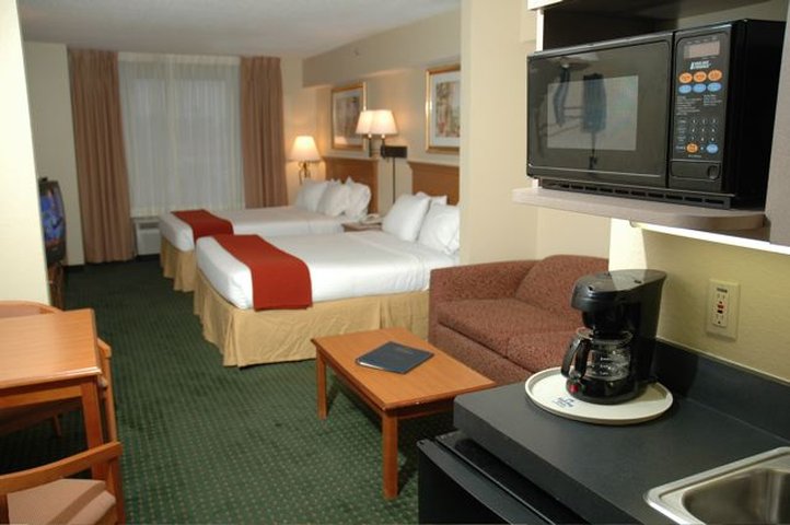 Holiday Inn Express & Suites PALM COAST - FLAGLER BCH AREA - Daytona Beach, FL