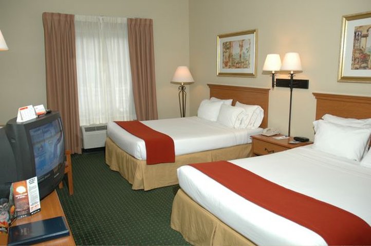 Holiday Inn Express & Suites PALM COAST - FLAGLER BCH AREA - Daytona Beach, FL