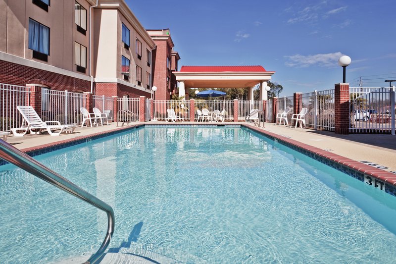 Holiday Inn Express & Suites FOREST - Pulaski, MS
