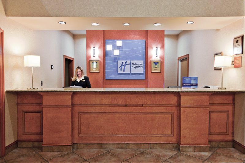 Holiday Inn Express & Suites FOREST - Pulaski, MS