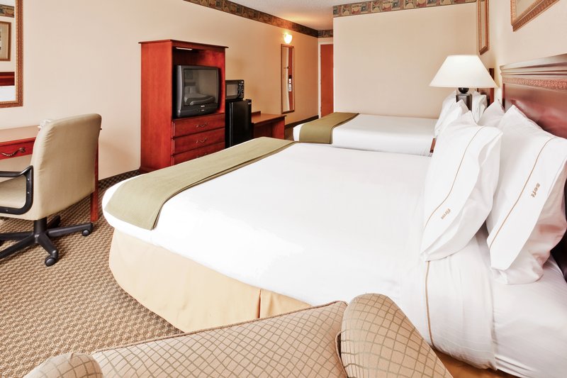 Holiday Inn Express & Suites FOREST - Pulaski, MS
