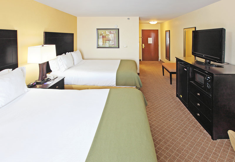 Holiday Inn Express Hotel & Suites PINE BLUFF - Pine Bluff, AR