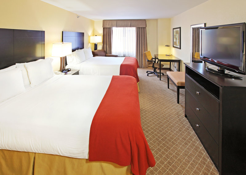 Holiday Inn Express Hotel & Suites PINE BLUFF - Pine Bluff, AR