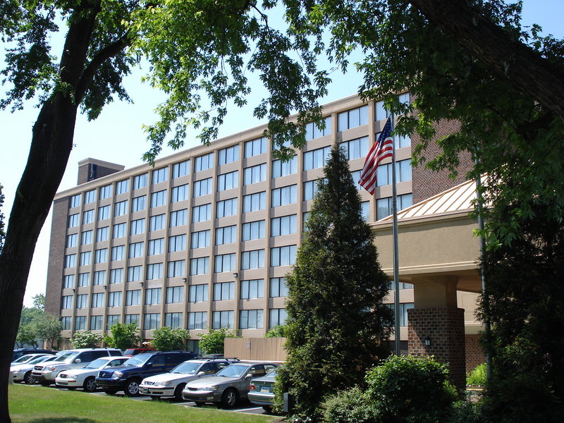 Holiday Inn - Fort Washington, PA