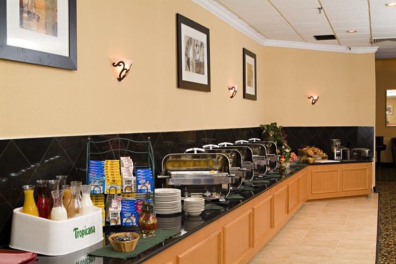 Holiday Inn - Fort Washington, PA
