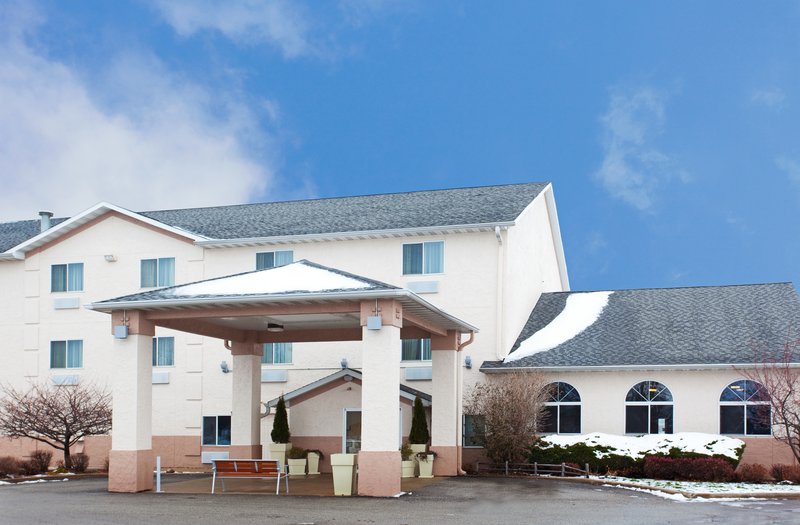 Baymont Inn & Suites Galesburg - Galesburg, IL