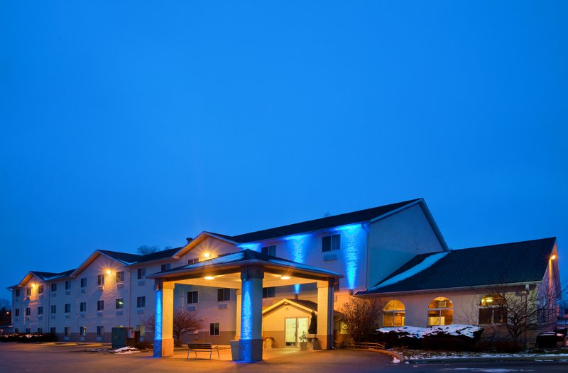 Baymont Inn & Suites Galesburg - Galesburg, IL
