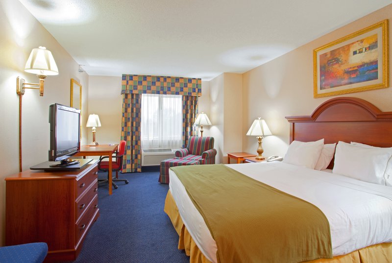 Baymont Inn & Suites Galesburg - Galesburg, IL