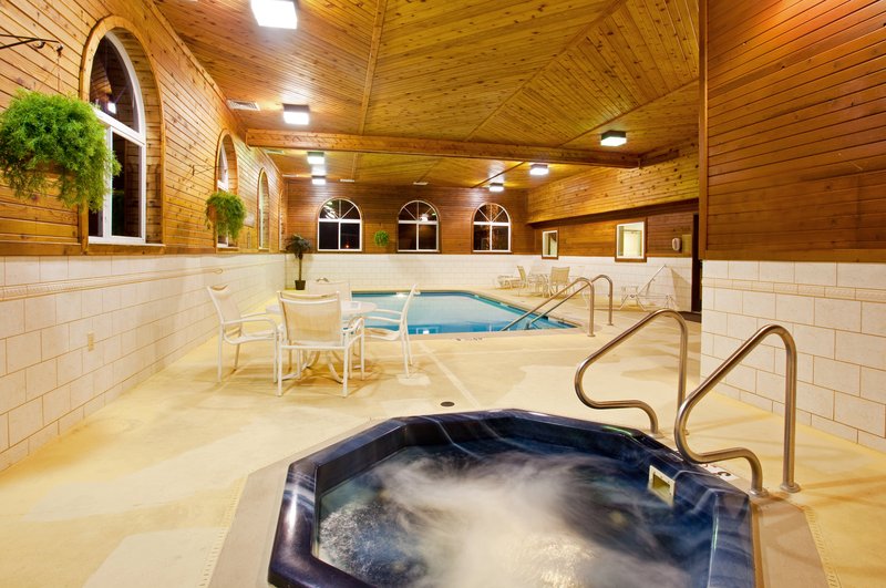 Baymont Inn & Suites Galesburg - Galesburg, IL