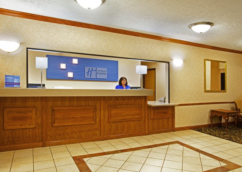 Baymont Inn & Suites Galesburg - Galesburg, IL