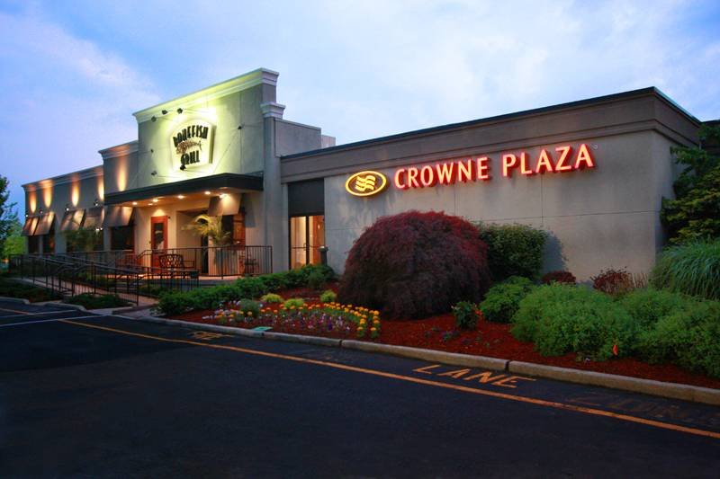 Crowne Plaza Paramus - Paramus, NJ