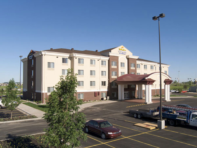 Holiday Inn Express & Suites GRAND FORKS - Grand Forks, ND
