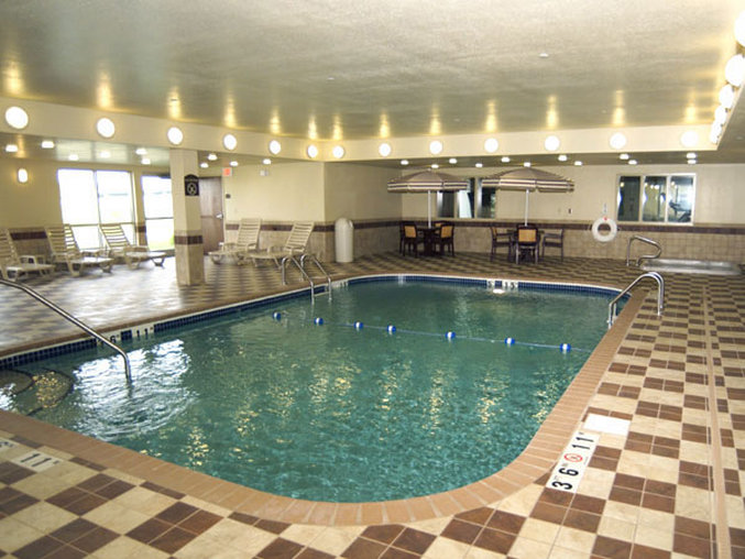 Holiday Inn Express & Suites GRAND FORKS - Grand Forks, ND