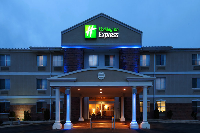 Holiday Inn Express OWASSO - Schaumburg, IL