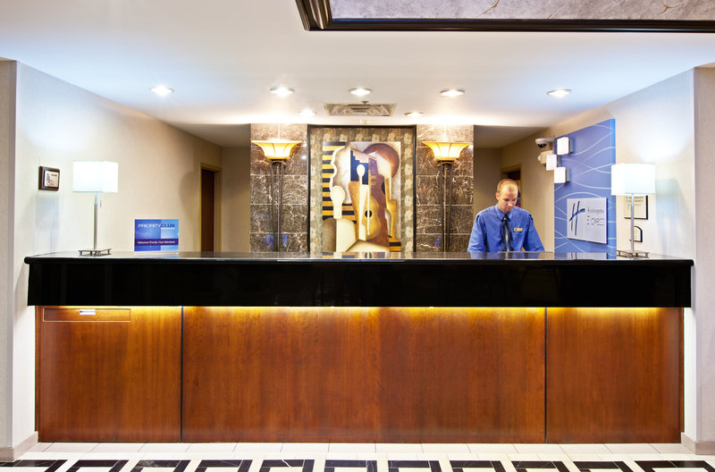 Holiday Inn Express & Suites GREENWOOD - Trafalgar, IN
