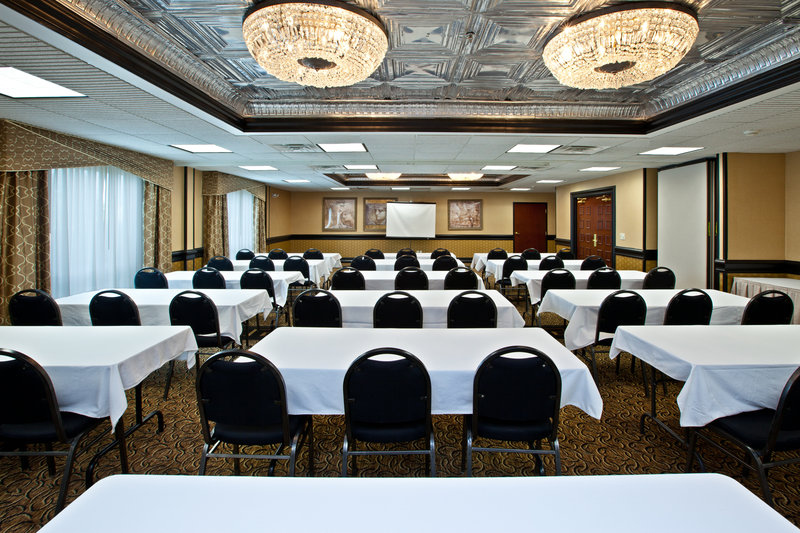 Holiday Inn Express & Suites GREENWOOD - Trafalgar, IN