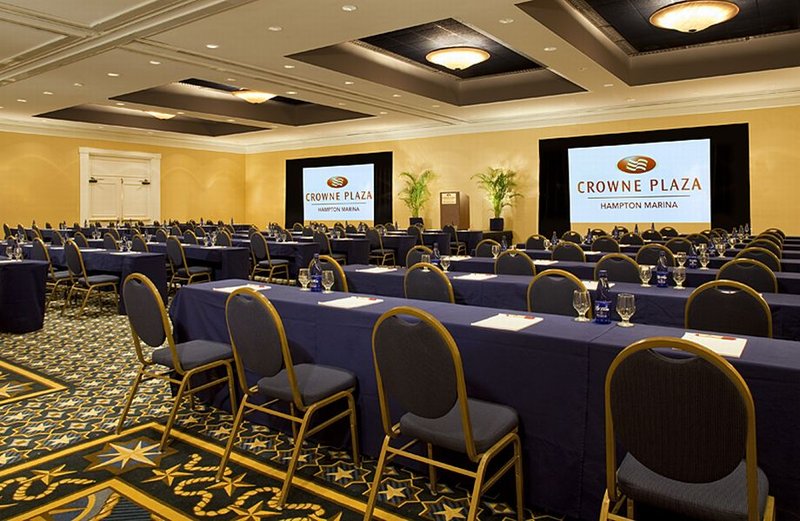 Crowne Plaza Hampton Marina - Hampton, VA