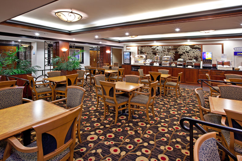 Holiday Inn Express & Suites GREENWOOD - Trafalgar, IN
