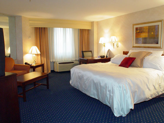 Crowne Plaza-Virginia Beach - Virginia Beach, VA