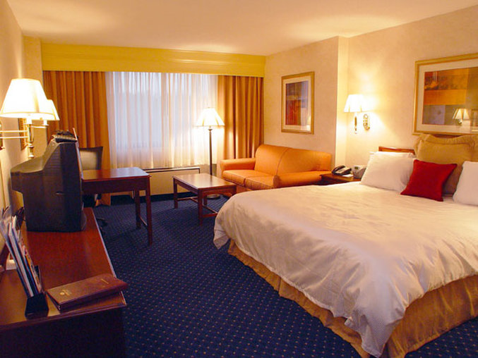 Crowne Plaza-Virginia Beach - Virginia Beach, VA