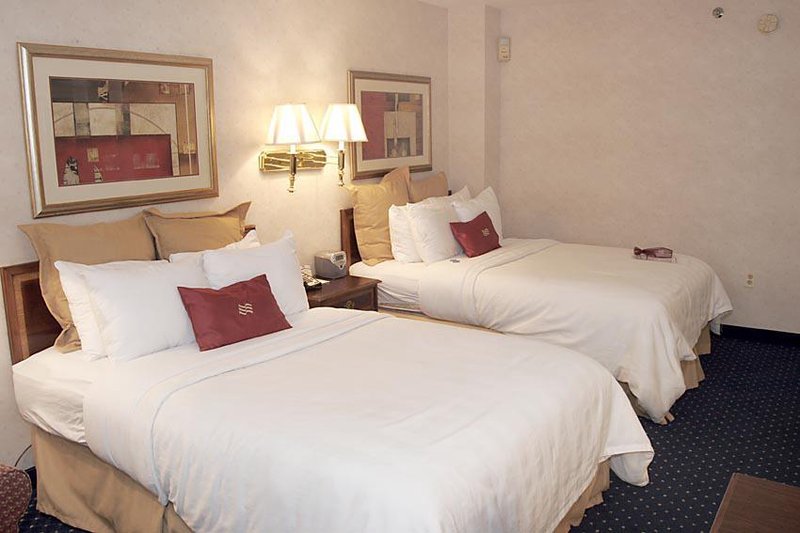 Crowne Plaza-Virginia Beach - Virginia Beach, VA