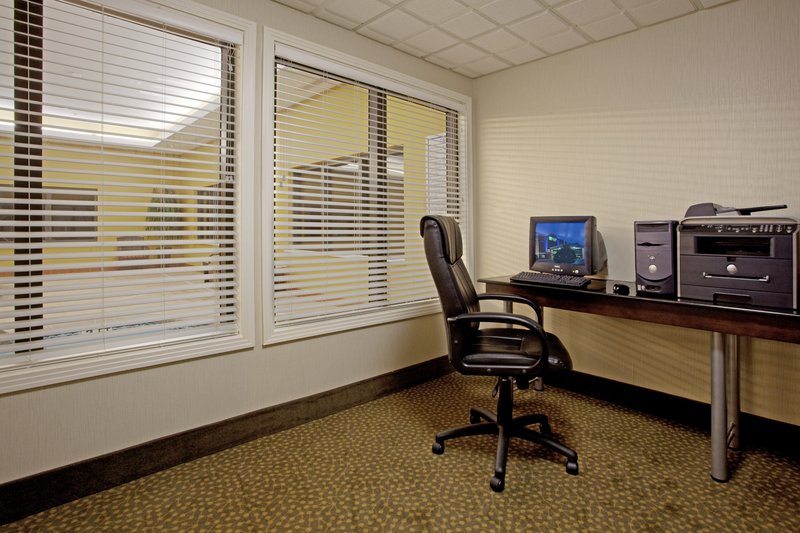 HOLIDAY INN EXPRESS-GREER - Greer, SC