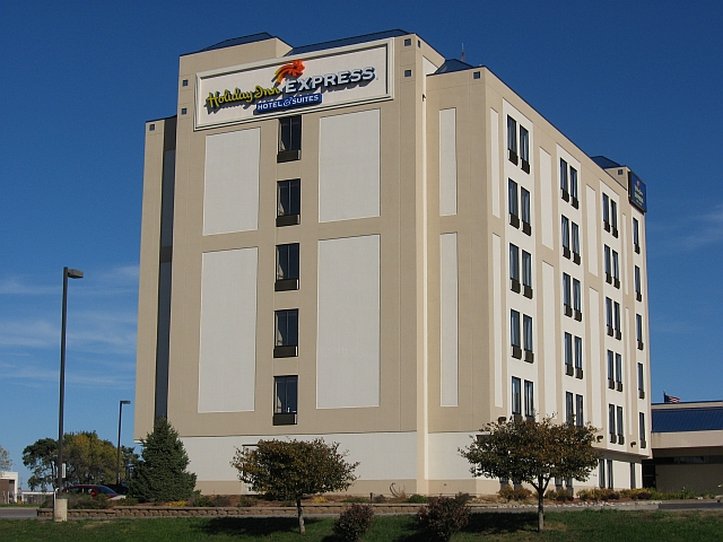 Holiday Inn Express - Omaha, NE