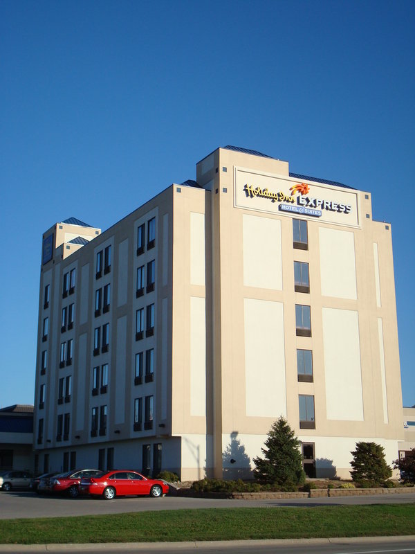 Holiday Inn Express - Omaha, NE