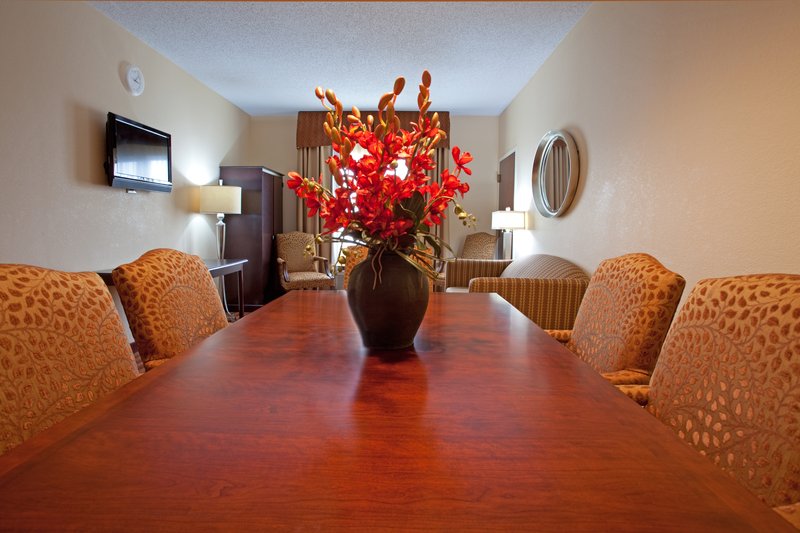 HOLIDAY INN EXPRESS-GREER - Greer, SC