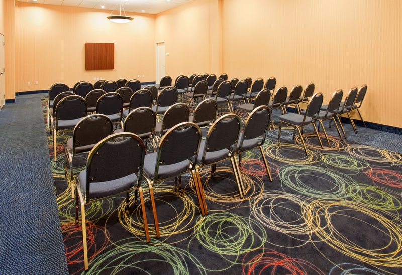 Holiday Inn OMAHA DOWNTOWN-AIRPORT - Omaha, NE