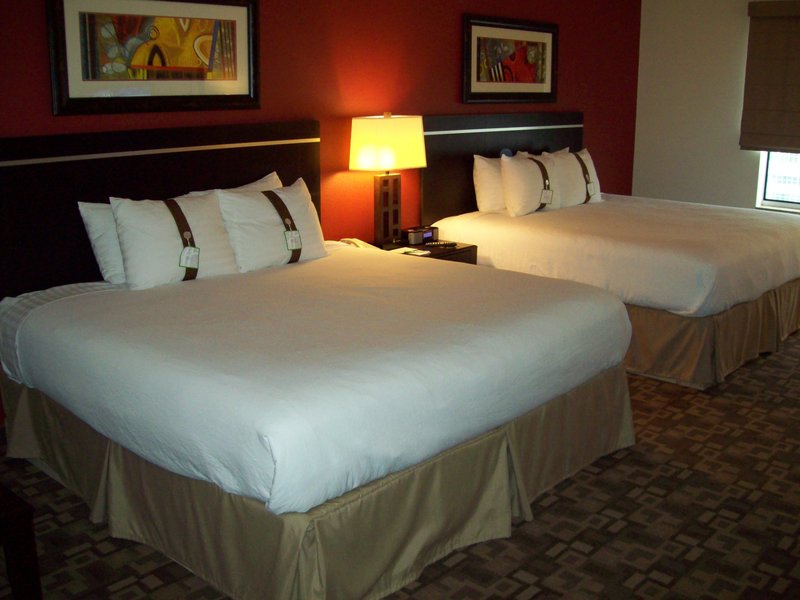 Holiday Inn OMAHA DOWNTOWN-AIRPORT - Omaha, NE