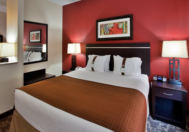 Holiday Inn OMAHA DOWNTOWN-AIRPORT - Omaha, NE