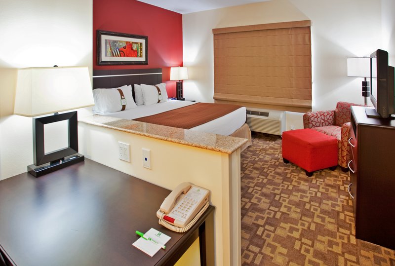 Holiday Inn OMAHA DOWNTOWN-AIRPORT - Omaha, NE