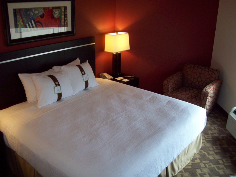 Holiday Inn OMAHA DOWNTOWN-AIRPORT - Omaha, NE
