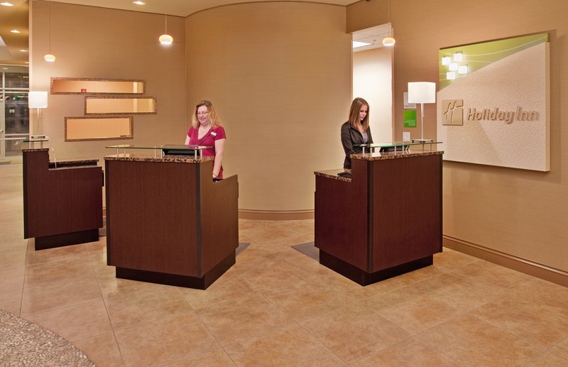 Holiday Inn OMAHA DOWNTOWN-AIRPORT - Omaha, NE