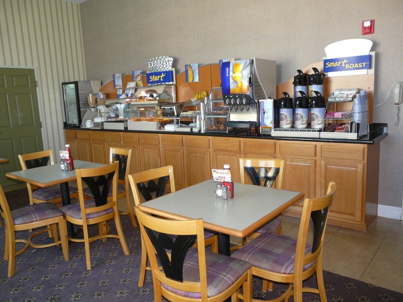 Holiday Inn Express Oakdale - Oakdale, CA