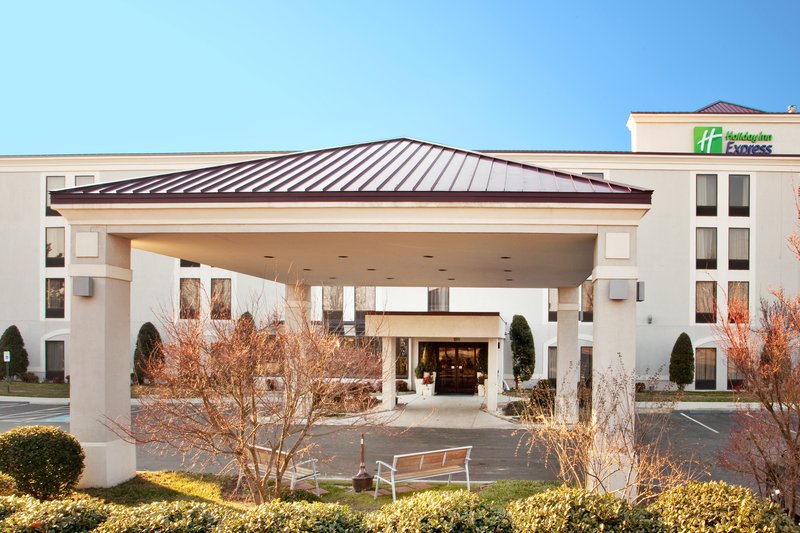 Holiday Inn Express & Suites SAVANNAH - MIDTOWN - Savannah, GA