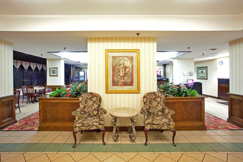 Holiday Inn Express & Suites SAVANNAH - MIDTOWN - Savannah, GA