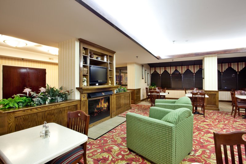 Holiday Inn Express & Suites SAVANNAH - MIDTOWN - Savannah, GA